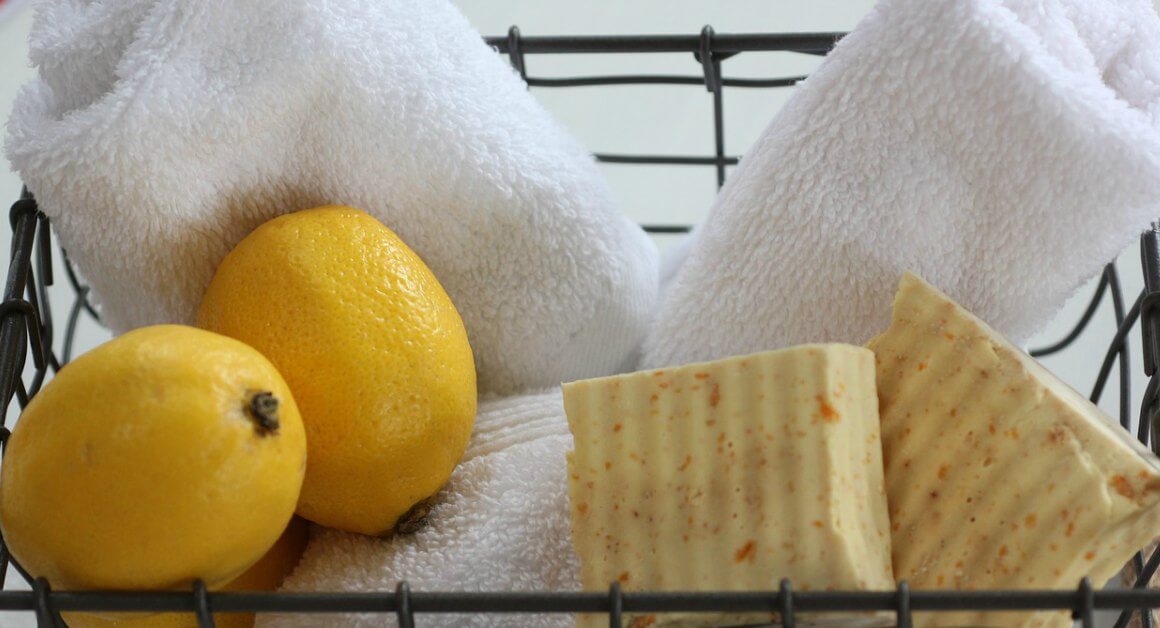  Da li stvarno znaš kako sve možeš da upotrebiš limun za kosu?