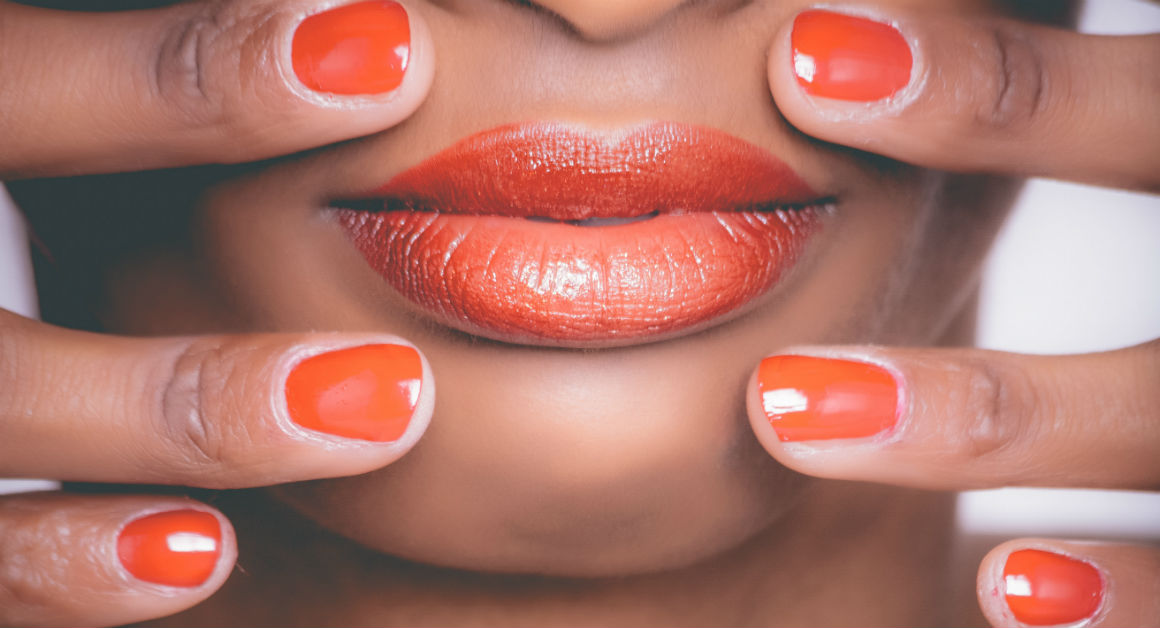  Zbogom fileri! Ovo su najbolje vežbe za povećanje usana!