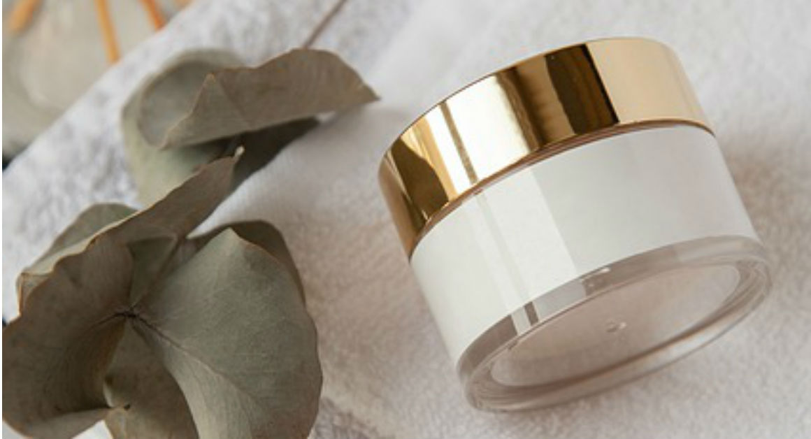  Krema za izbeljivanje fleka od bubuljica – za tvoj savršen ten!